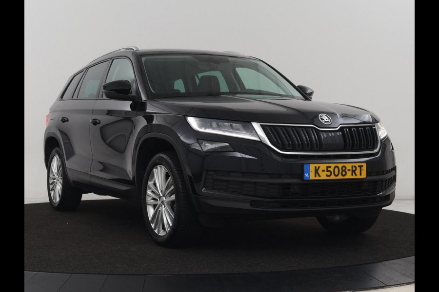 Škoda Kodiaq 1.5 TSI Business Edition 7-persoons | Leder/Alcantara | Trekhaak | Stoelverwarming | Camera | Carplay | DAB | Full LED | Navigatie