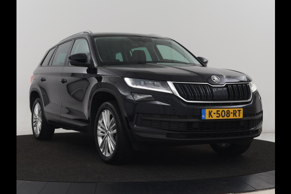 Škoda Kodiaq 1.5 TSI Business Edition 7-persoons | Leder/Alcantara | Trekhaak | Stoelverwarming | Camera | Carplay | DAB | Full LED | Navigatie