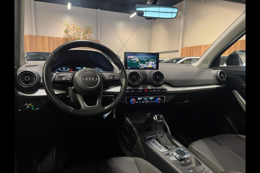Audi Q2 35 TFSI 150PK S-Tronic, Facelift, Apple Carplay, Navi, Clima, Multistuur, PDC, Android, Bluetooth/Tel, Voll Onderhouden