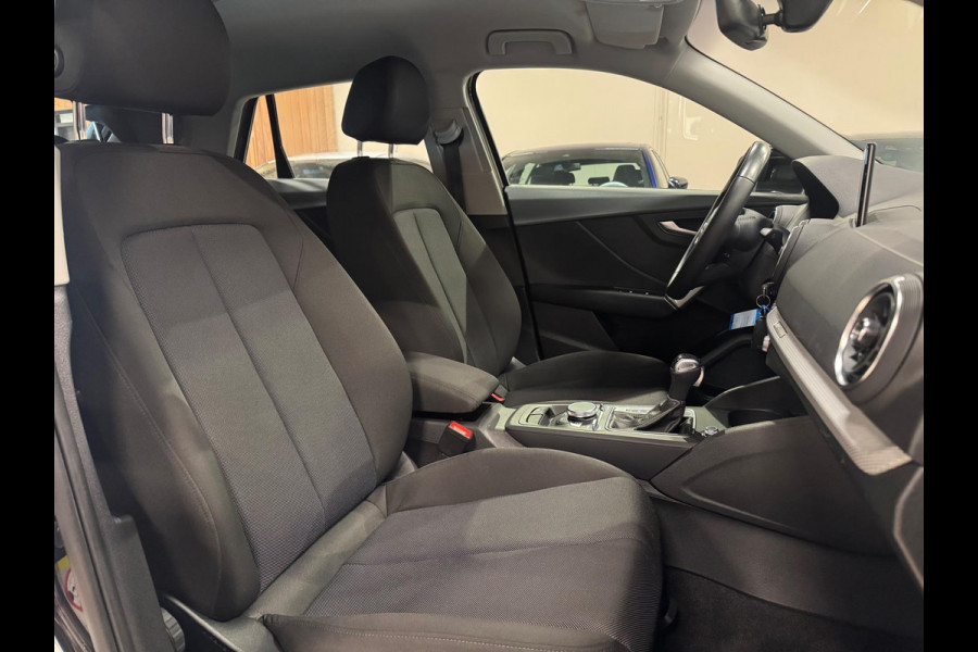 Audi Q2 35 TFSI 150PK S-Tronic, Facelift, Apple Carplay, Navi, Clima, Multistuur, PDC, Android, Bluetooth/Tel, Voll Onderhouden