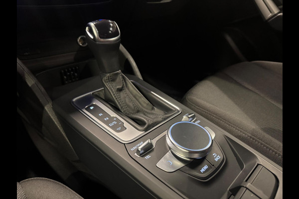 Audi Q2 35 TFSI 150PK S-Tronic, Facelift, Apple Carplay, Navi, Clima, Multistuur, PDC, Android, Bluetooth/Tel, Voll Onderhouden
