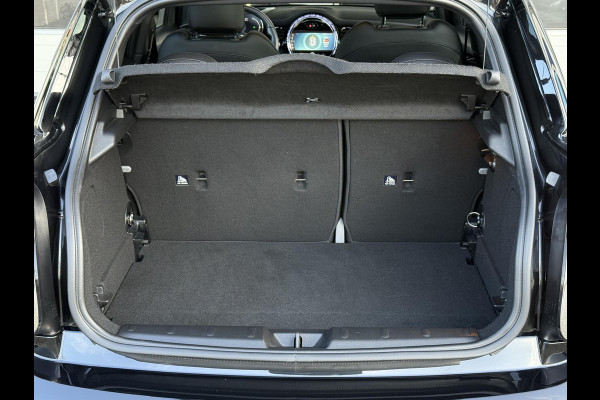 MINI Mini 1.5 Cooper Classic | HARMAN KARDON | SPORTSTOELEN | PANORAMA | CAMERA | 18 INCH VELGEN | HEAD UP |