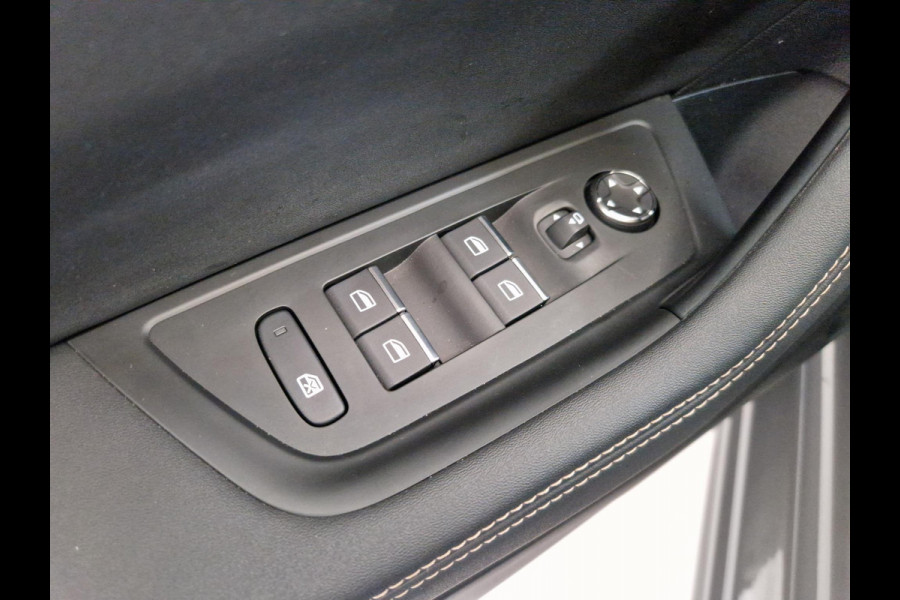 Peugeot 508 SW 1.6 HYbrid 180 GT 7,4 kW boordlader | Alcantara | Navigatie | Stoelverwarming | Achteruitrijcamera | Adaptive Cruise Control | AGR stoelen