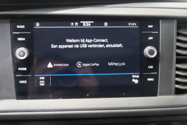 Volkswagen Transporter 2.0 TDI 150PK L2H1 28 Comfortline - N.A.P. Airco, Cruise, Trekhaak.