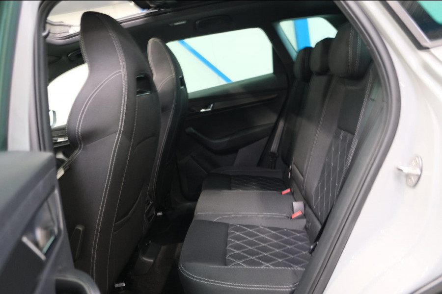 Škoda Karoq 1.5 TSI ACT Sportline Business - N.A.P. Airco, Cruise, Navi, PDC, Camera, Schuifdak, Trekhaak.