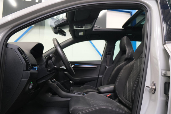 Škoda Karoq 1.5 TSI ACT Sportline Business - N.A.P. Airco, Cruise, Navi, PDC, Camera, Schuifdak, Trekhaak.