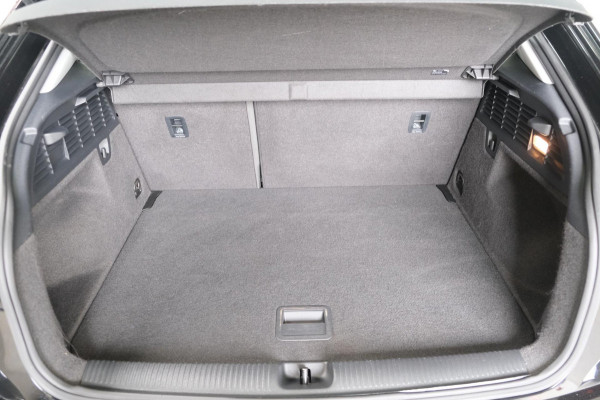 Audi Q2 30 TFSI Sport - N.A.P. Airco, Cruise, PDC, Navi.