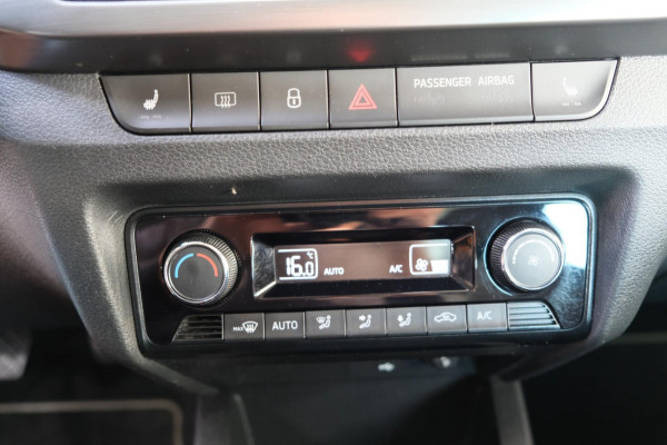 Škoda Fabia 1.0 TSI Business Edition - N.A.P. Airco, Cruise, Carplay.