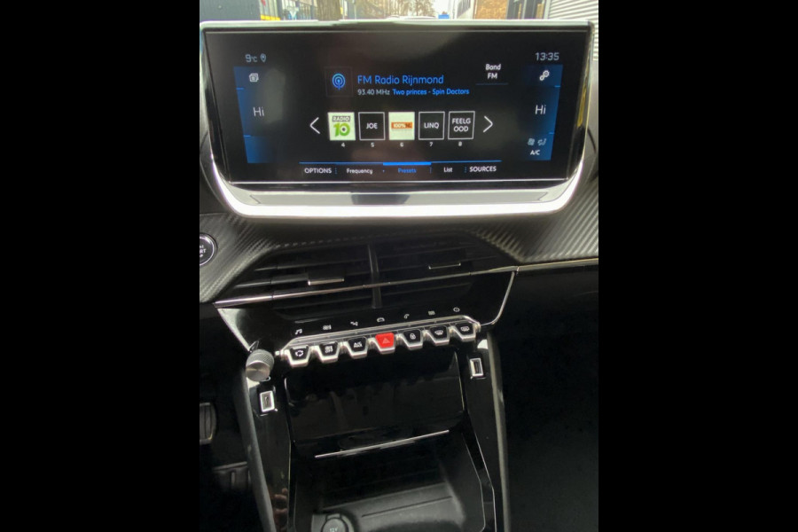 Peugeot 208 1.2 PureTech Allure Pack - Navigatie / Apple Carplay I Airco I LED I DPC I Sport pakket I Dealer onderhouden