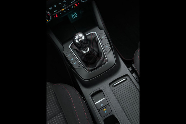 Ford Focus 1.0 EcoBoost Hybrid 125pk ST Line X Business, 18 inch,stoel-stuurverwarming, vele opties, 1 e eigenaar, NL auto met nap