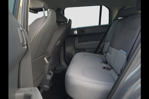 Kia EV3 Air 81.4 kWh | Demo | Adapt. Cruise | Lane-Assist | Climate Control | Long Range | Achteruitrijcamera | Sensoren Voor- En Achter |