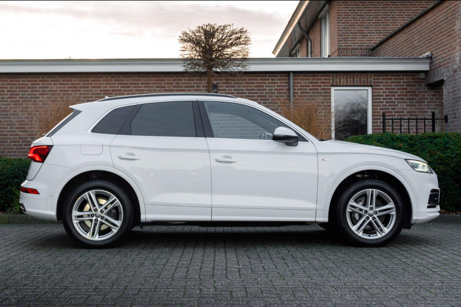 Audi Q5 50 TFSI e Quattro S Edition 2x S-Line Adaptive Trekhaak B&O Ambiance 360 Camera 19''
