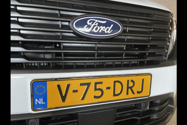 Ford Transit Courier 1.0 EcoBoost Trend benzine grijs kenteken / zo goed als nieuw / fabrieksgarantie tot 07-03-2026 / vaste prijs rijklaar € 19.950 ex / lease vanaf € 336 / direct leverbaar