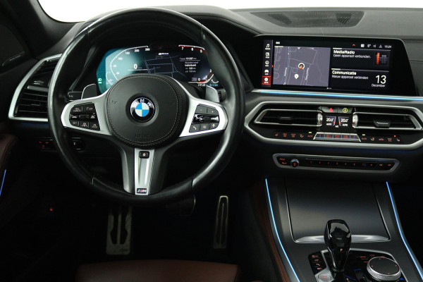 BMW X5 XDrive45e High Executive (PANORAMADAK, CAMERA, STOEL/STUURVERWARMING, SFEERVERLICHTING, DEALER ONDERHOUDEN)