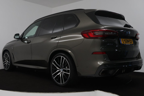 BMW X5 XDrive45e High Executive (PANORAMADAK, CAMERA, STOEL/STUURVERWARMING, SFEERVERLICHTING, DEALER ONDERHOUDEN)