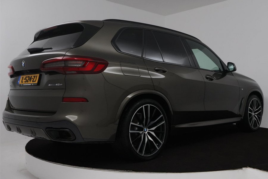 BMW X5 XDrive45e High Executive (PANORAMADAK, CAMERA, STOEL/STUURVERWARMING, SFEERVERLICHTING, DEALER ONDERHOUDEN)