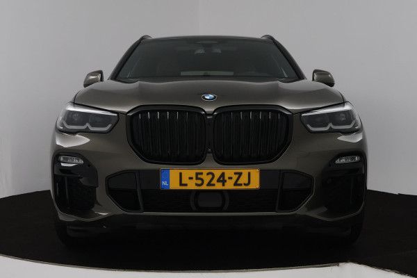BMW X5 XDrive45e High Executive (PANORAMADAK, CAMERA, STOEL/STUURVERWARMING, SFEERVERLICHTING, DEALER ONDERHOUDEN)