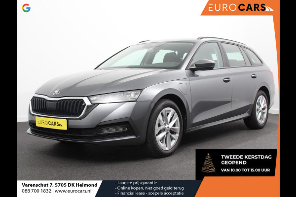 Škoda Octavia Combi 1.4 TSI iV 204pk PHEV Automaat Business Edition | Navigatie | Apple Carplay/Android Auto | Adaptive Cruise Control | Camera | Stoelverwarming | Lichtmetalen Velgen
