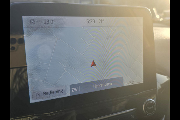 Ford Fiesta 1.0 EcoBoost Hybrid ST-Line X | Adaptive cruise control | Winter Pack | Dodehoeksensoren | Full-LED koplampen | Achteruitrijcamera | Draadloze telefoonlader | Privacy glass