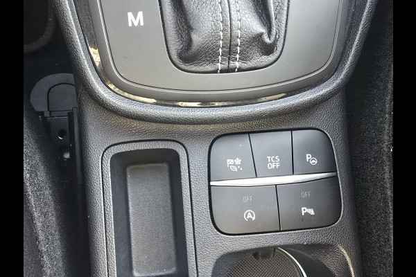 Ford Fiesta 1.0 EcoBoost Hybrid ST-Line X | Adaptive cruise control | Winter Pack | Dodehoeksensoren | Full-LED koplampen | Achteruitrijcamera | Draadloze telefoonlader | Privacy glass