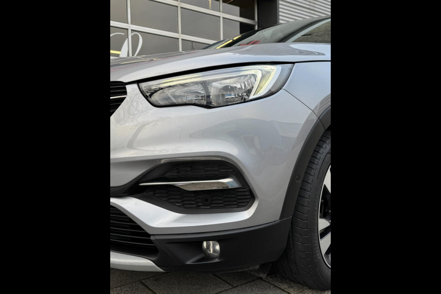 Opel Grandland X 1.2 Turbo Design Line - Navigatie I Airco I Sport stoelen I LED I PDC I Achteruitrij camera I Dealer onderhouden