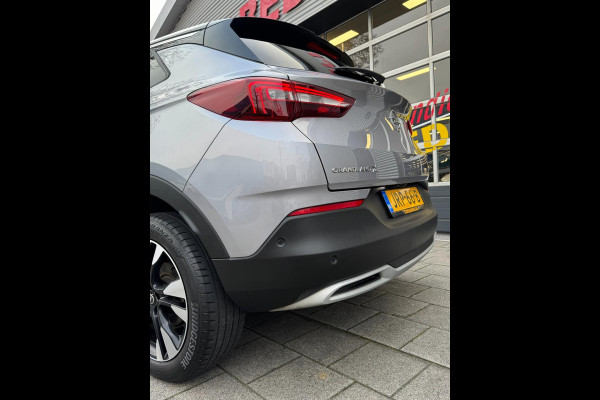 Opel Grandland X 1.2 Turbo Design Line - Navigatie I Airco I Sport stoelen I LED I PDC I Achteruitrij camera I Dealer onderhouden