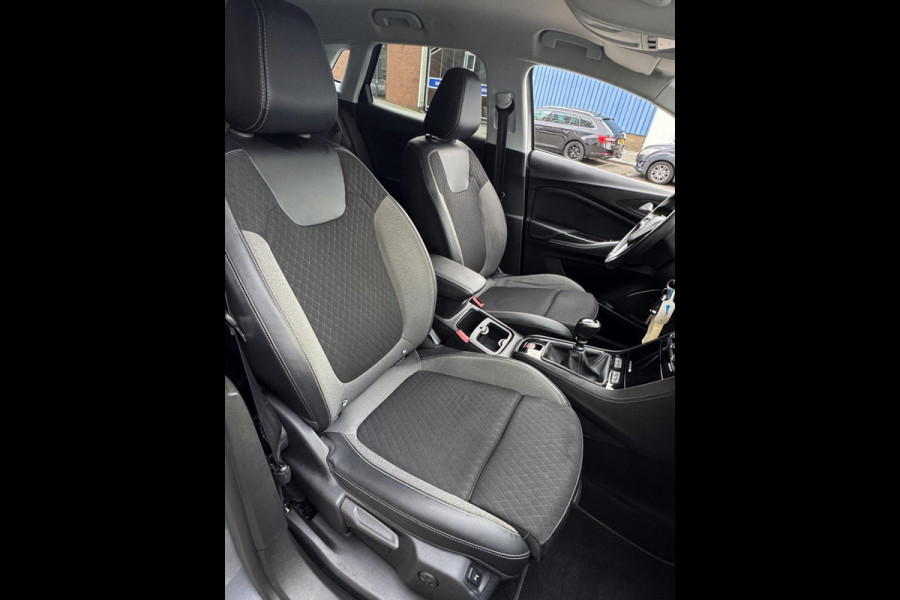 Opel Grandland X 1.2 Turbo Design Line - Navigatie I Airco I Sport stoelen I LED I PDC I Achteruitrij camera I Dealer onderhouden