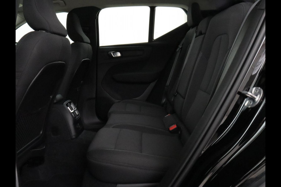 Volvo XC40 1.5 T5 Recharge Inscription | Trekhaak | Stoelverwarming | Adaptive cruise | Camera | Carplay | Navigatie | Full LED | Climate control | PHEV | Plug In