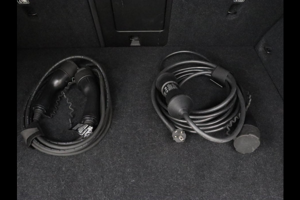 Volvo XC40 1.5 T5 Recharge Inscription | Trekhaak | Stoelverwarming | Adaptive cruise | Camera | Carplay | Navigatie | Full LED | Climate control | PHEV | Plug In