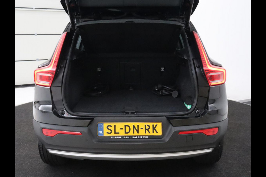 Volvo XC40 1.5 T5 Recharge Inscription | Trekhaak | Stoelverwarming | Adaptive cruise | Camera | Carplay | Navigatie | Full LED | Climate control | PHEV | Plug In