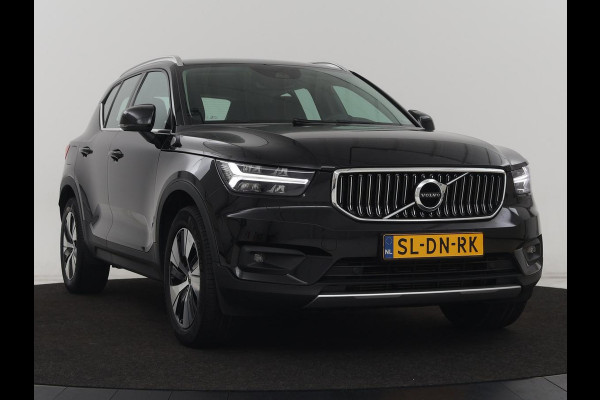 Volvo XC40 1.5 T5 Recharge Inscription | Trekhaak | Stoelverwarming | Adaptive cruise | Camera | Carplay | Navigatie | Full LED | Climate control | PHEV | Plug In