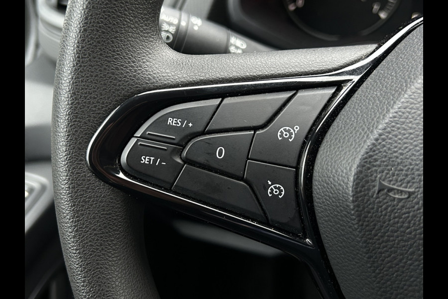 Renault Trafic 2.0 dCi / L2H1 / 1e EIG. / 21.178 KM !! / TREKHAAK / AIRCO / CRUISE / NAVI / APPLE CARPLAY / 3-ZITS / LED