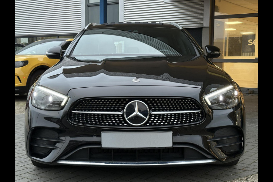 Mercedes-Benz E-Klasse Estate 300 e AMG Line PHEV | Elek. Wegklapbare Trekhaak | Open dak | Multibeam | Stoelverwarming | Achteruitrijcamera | Adaptive Cruise Control