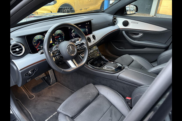 Mercedes-Benz E-Klasse Estate 300 e AMG Line PHEV | Elek. Wegklapbare Trekhaak | Open dak | Multibeam | Stoelverwarming | Achteruitrijcamera | Adaptive Cruise Control