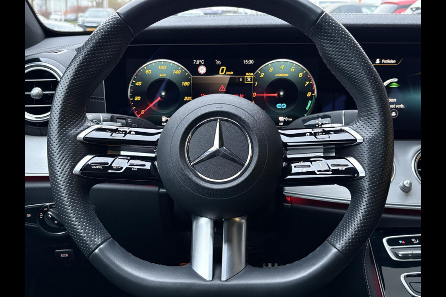 Mercedes-Benz E-Klasse Estate 300 e AMG Line PHEV | Elek. Wegklapbare Trekhaak | Open dak | Multibeam | Stoelverwarming | Achteruitrijcamera | Adaptive Cruise Control