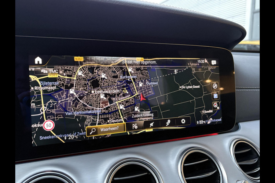 Mercedes-Benz E-Klasse Estate 300 e AMG Line PHEV | Elek. Wegklapbare Trekhaak | Open dak | Multibeam | Stoelverwarming | Achteruitrijcamera | Adaptive Cruise Control