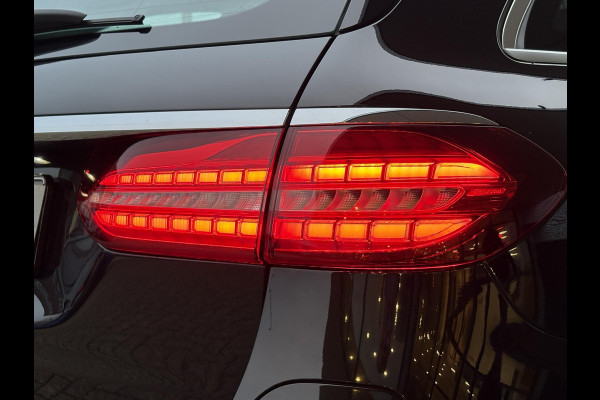 Mercedes-Benz E-Klasse Estate 300 e AMG Line PHEV | Elek. Wegklapbare Trekhaak | Open dak | Multibeam | Stoelverwarming | Achteruitrijcamera | Adaptive Cruise Control