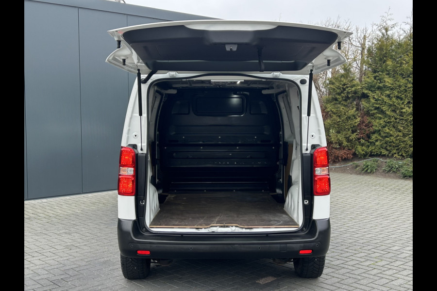 Peugeot Expert 2.0 BlueHDI 123 PK / L2H1 / 53.588 KM !! / AIRCO / CRUISE / ACHTERKLEP / 2x SCHUIFDEUR / BLUETOOTH / 3-ZITS