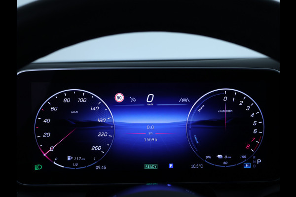 Mercedes-Benz GLC 300 e 4MATIC Plug-In Hybride Trekhaak | Sfeerverlichting | 19 Inch Velgen | Stuur en Stoelverwarming | Memory Voorstoelen. Inclusief 24 maanden MB Certified garantie voor Europa.