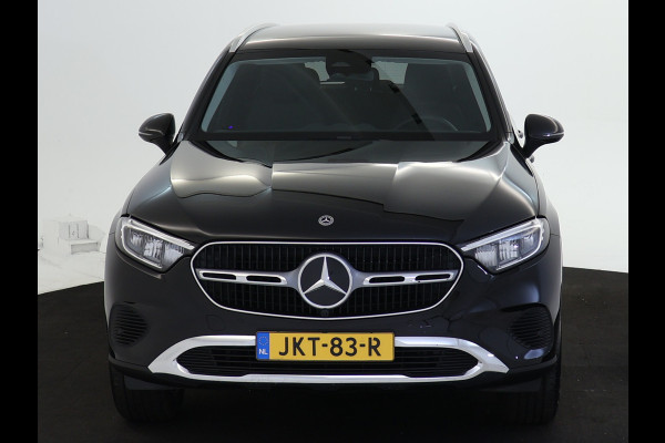 Mercedes-Benz GLC 300 e 4MATIC Plug-In Hybride Trekhaak | Sfeerverlichting | 19 Inch Velgen | Stuur en Stoelverwarming | Memory Voorstoelen. Inclusief 24 maanden MB Certified garantie voor Europa.