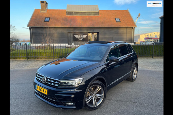 Volkswagen Tiguan 2.0 TSI 4Motion R-Line PANORAMADAK VIRTUAL LED-XENON LEER MEMORY STOELEN ELECTR -TREKHAAK