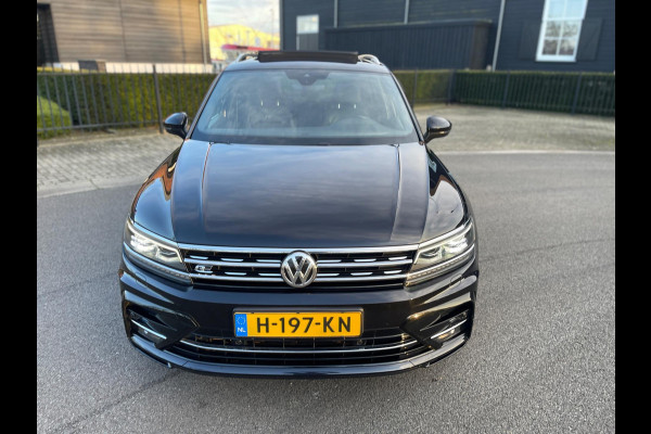 Volkswagen Tiguan 2.0 TSI 4Motion R-Line PANORAMADAK VIRTUAL LED-XENON LEER MEMORY STOELEN ELECTR -TREKHAAK
