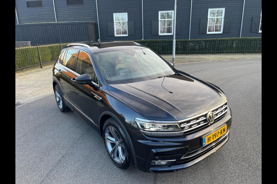 Volkswagen Tiguan 2.0 TSI 4Motion R-Line PANORAMADAK VIRTUAL LED-XENON LEER MEMORY STOELEN ELECTR -TREKHAAK