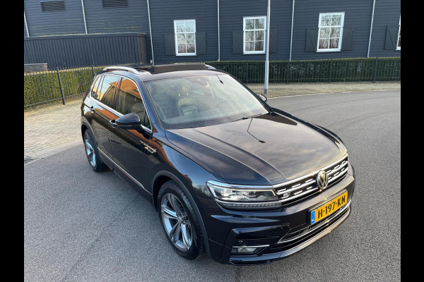 Volkswagen Tiguan 2.0 TSI 4Motion R-Line PANORAMADAK VIRTUAL LED-XENON LEER MEMORY STOELEN ELECTR -TREKHAAK