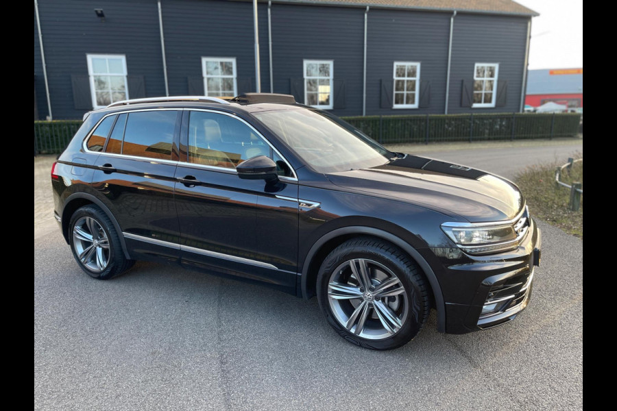 Volkswagen Tiguan 2.0 TSI 4Motion R-Line PANORAMADAK VIRTUAL LED-XENON LEER MEMORY STOELEN ELECTR -TREKHAAK