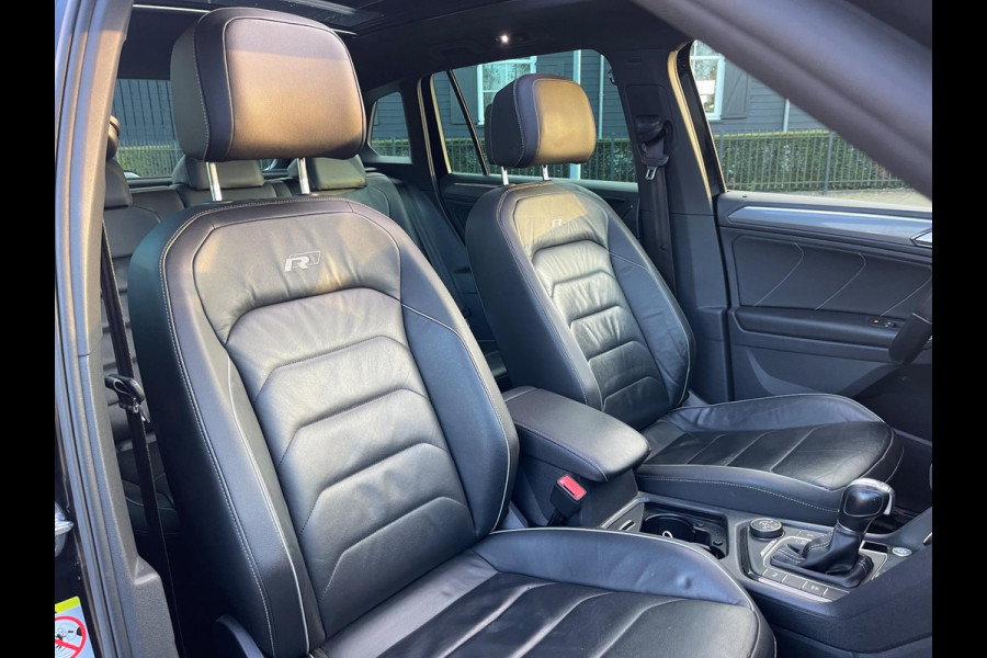 Volkswagen Tiguan 2.0 TSI 4Motion R-Line PANORAMADAK VIRTUAL LED-XENON LEER MEMORY STOELEN ELECTR -TREKHAAK