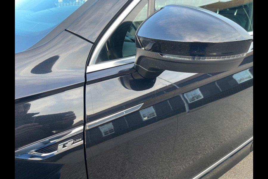 Volkswagen Tiguan 2.0 TSI 4Motion R-Line PANORAMADAK VIRTUAL LED-XENON LEER MEMORY STOELEN ELECTR -TREKHAAK