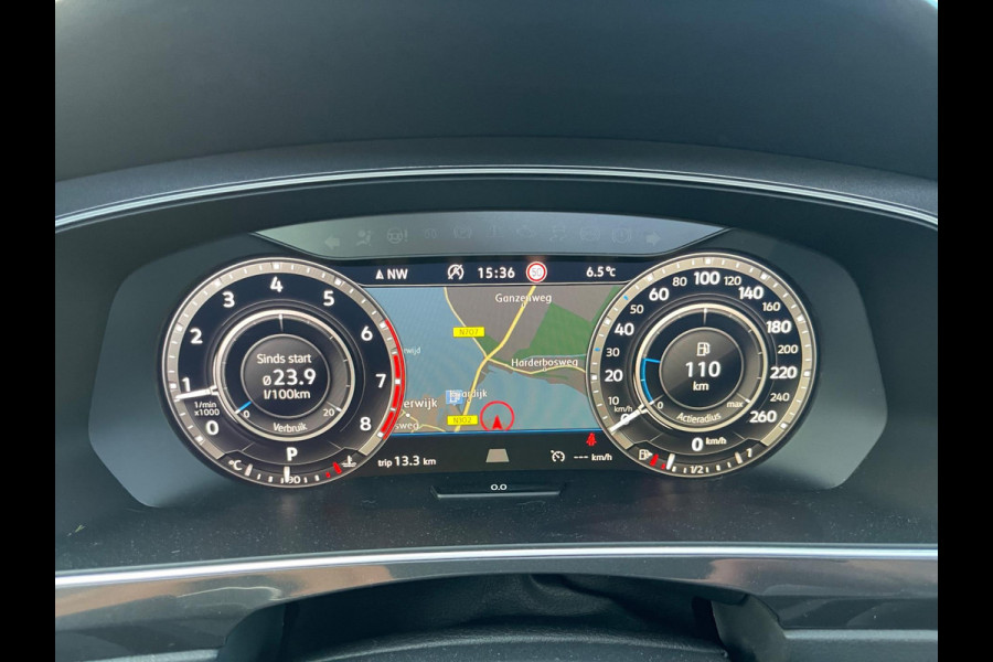 Volkswagen Tiguan 2.0 TSI 4Motion R-Line PANORAMADAK VIRTUAL LED-XENON LEER MEMORY STOELEN ELECTR -TREKHAAK