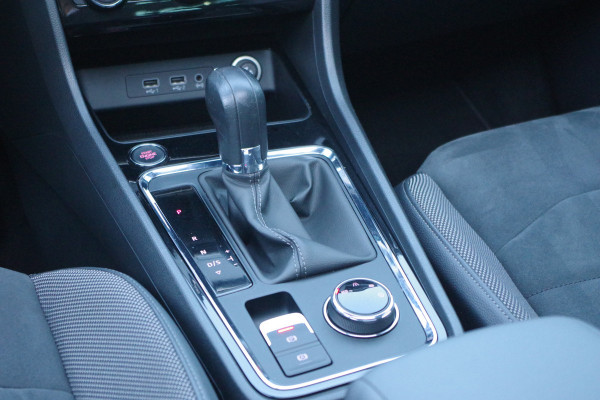 Seat Ateca 1.5 TSI 150 PK Automaat Xcellence Business Intense, Panoramadk, LED, 360 Camera,