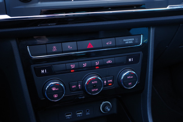 Seat Ateca 1.5 TSI 150 PK Automaat Xcellence Business Intense, Panoramadk, LED, 360 Camera,